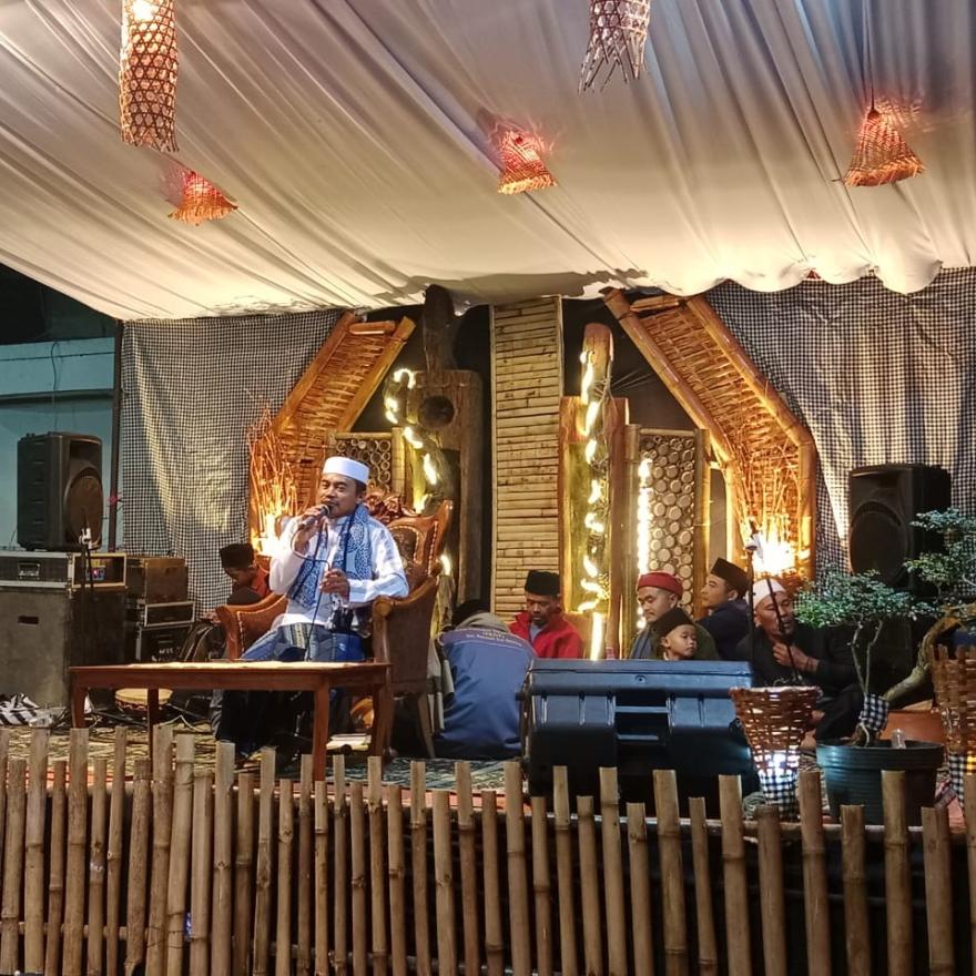 Memperingati Maulid Nabi Muhammad SAW Di wilayah Kampung Sukajadi RW 03 